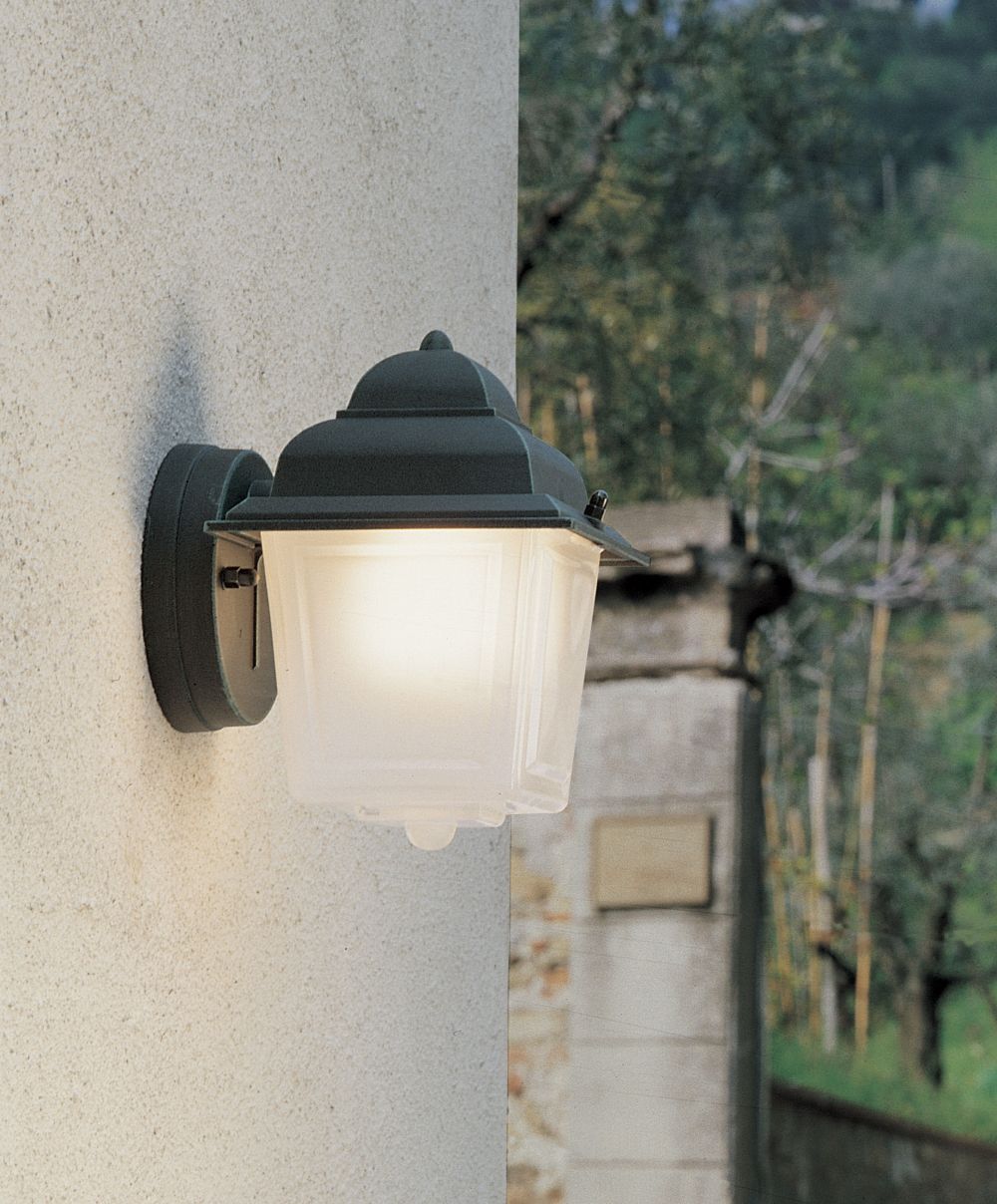 Mini lanterne per illuminazione esterna